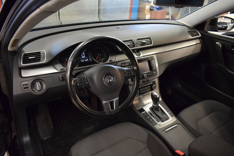 Volkswagen Passat bild 7