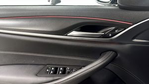 BMW 520 bild 11