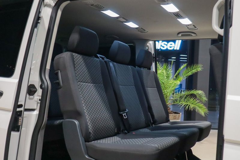 Volkswagen Caravelle bild 17