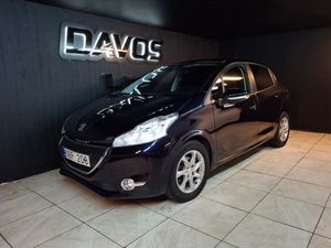 Peugeot 208 bild 1