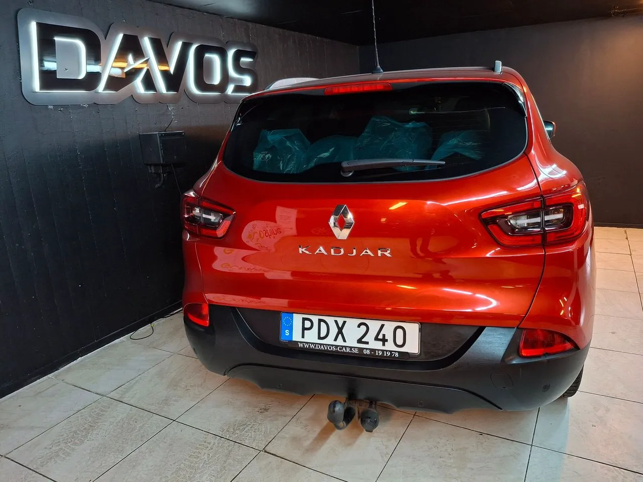 Vehicle image 7