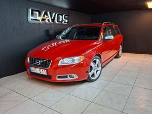 Volvo V70 bild 1