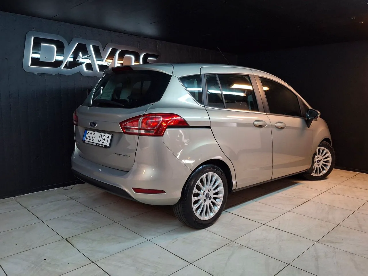 Vehicle image 2