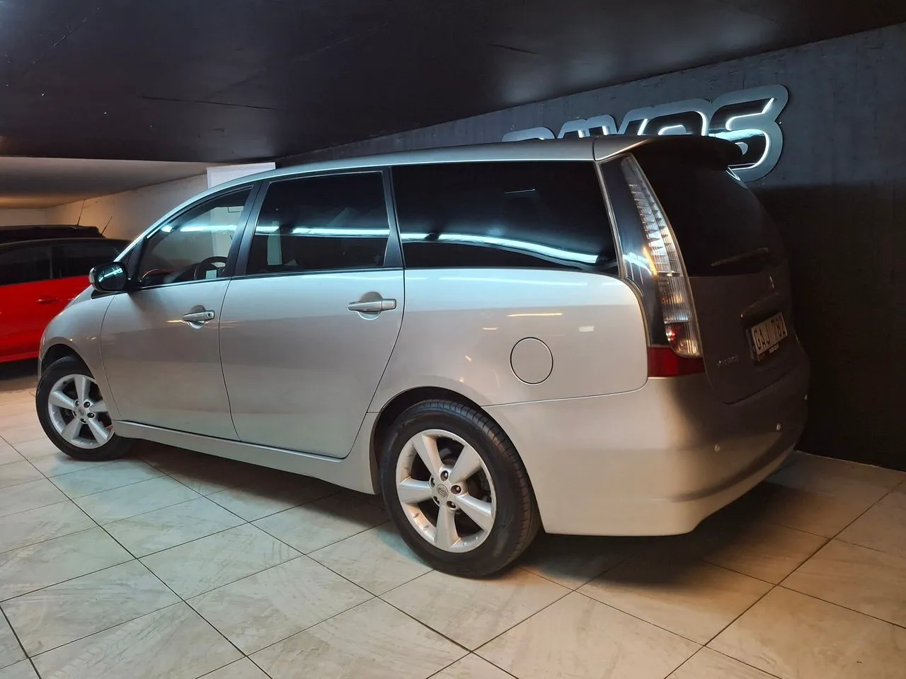 Vehicle image 3