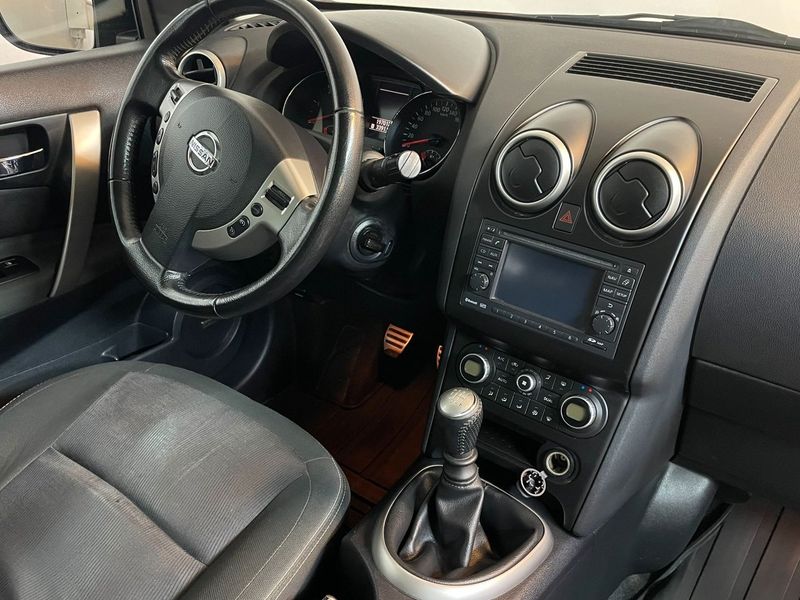 Nissan Qashqai+2 bild 4