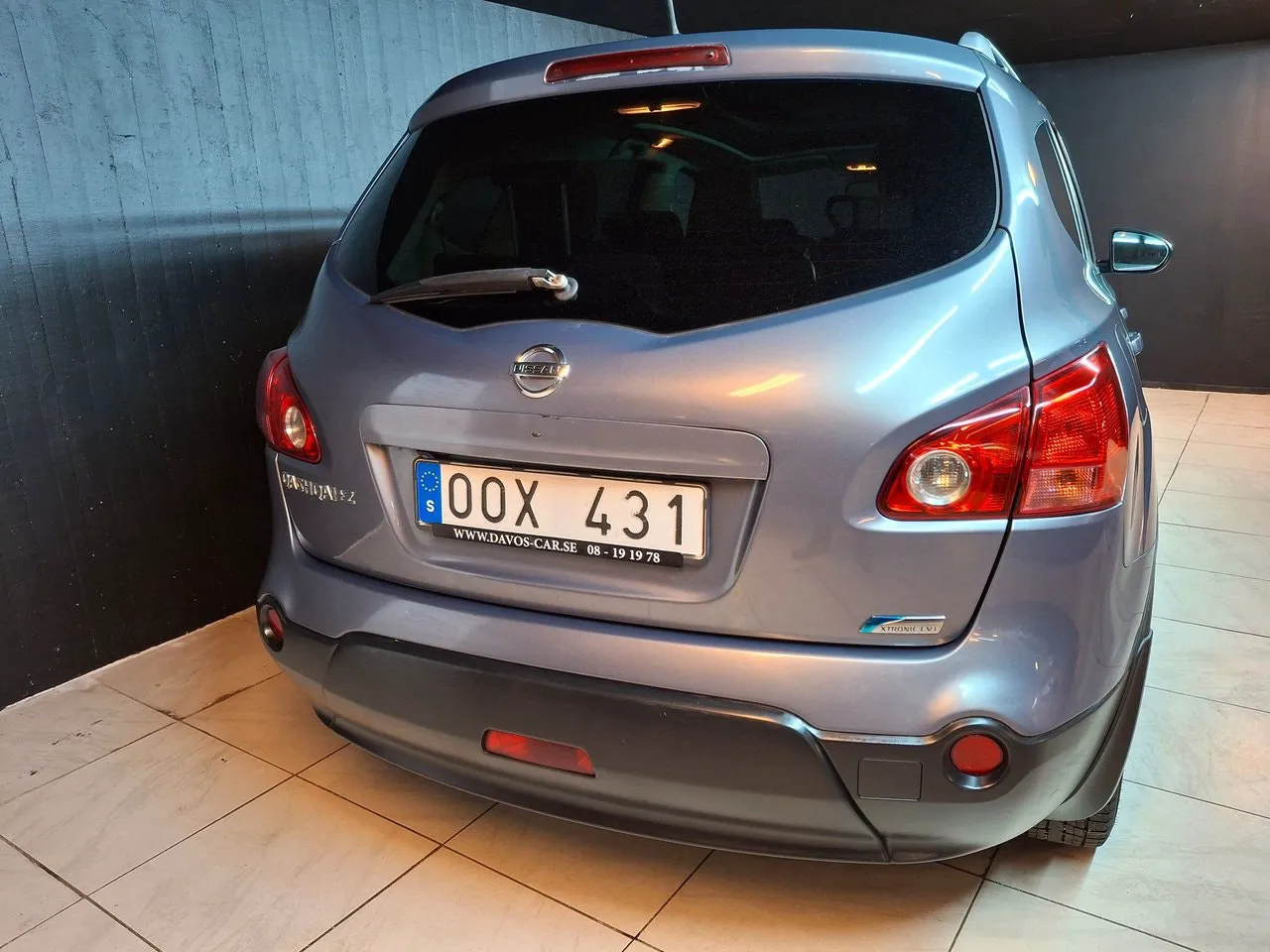 Vehicle image 8