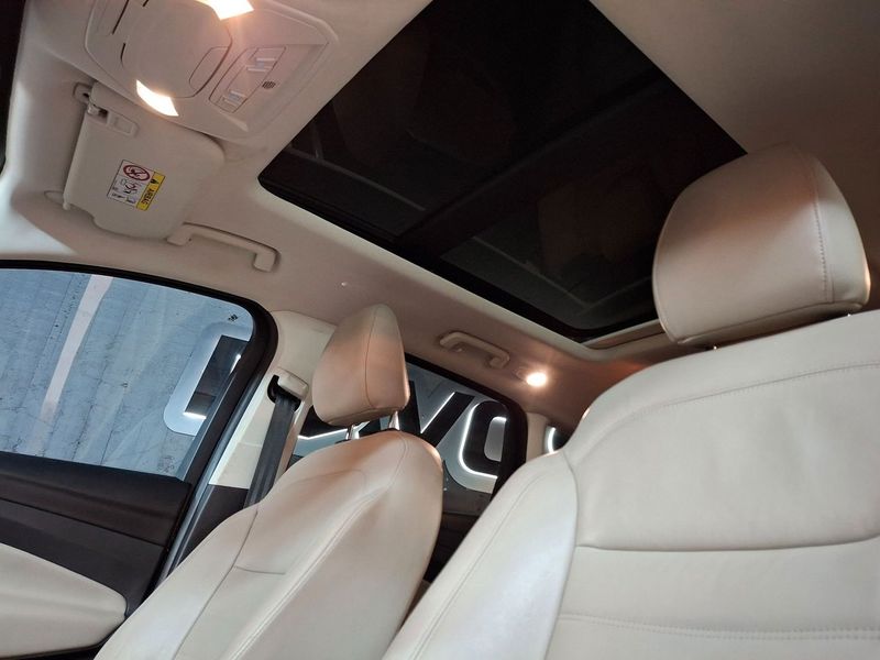 Ford Kuga bild 9
