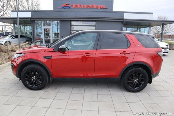Land Rover Discovery 2.0 TD4 AWD 180hk Panoramatak Navi Drag Svensksåld - 2017