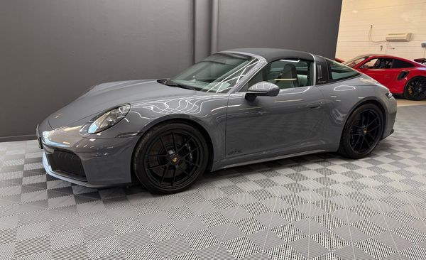 Porsche 992 911 992.2 Targa 4 GTS 541hk - 2025