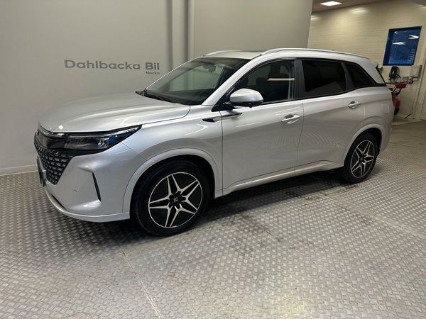DFSK E5 Plug-in Hybrid 283hk / 87km WLTP / 6 års garanti - 2025