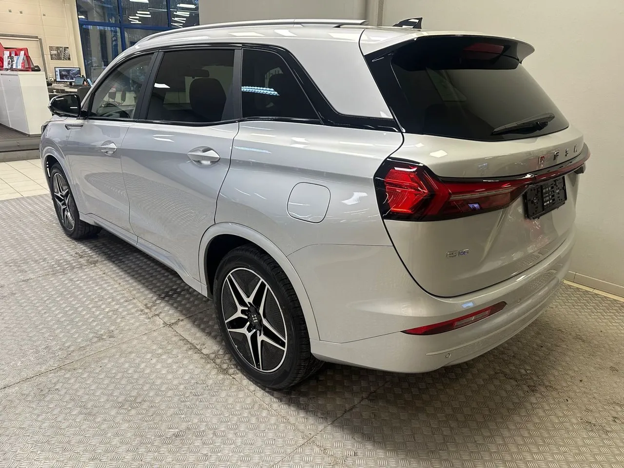 Vehicle image 2