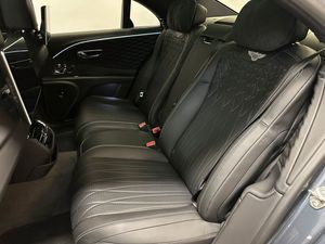 Bentley Flying Spur bild 18
