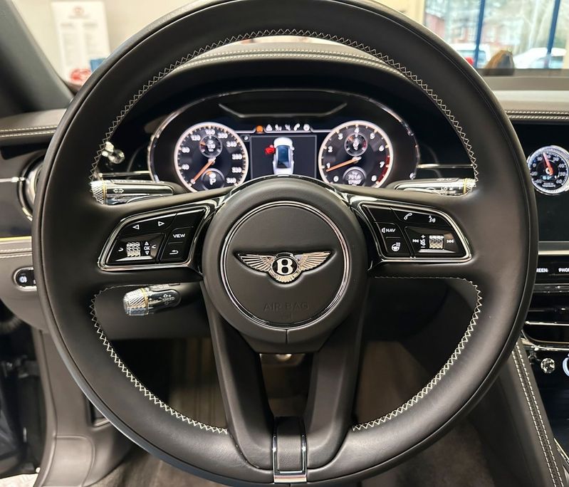 Bentley Flying Spur bild 21