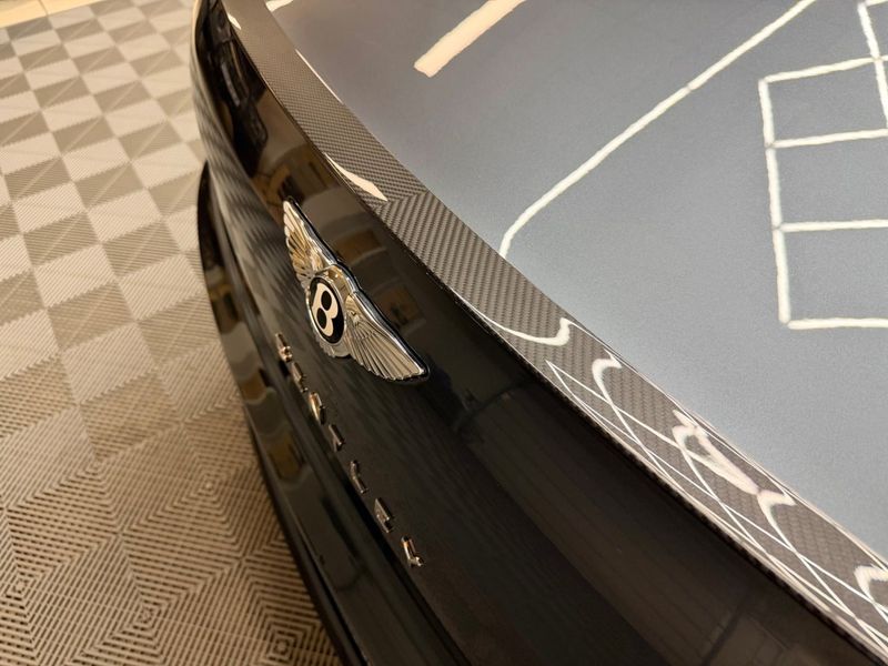 Bentley Flying Spur bild 9