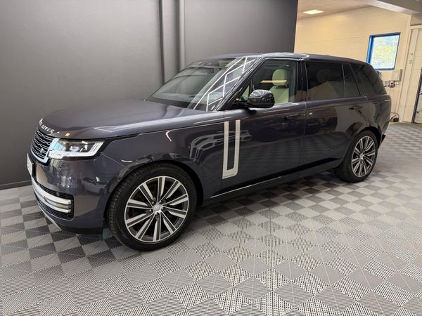 Land Rover Range Rover P440e LWB Autobiography / MOMS - 2023