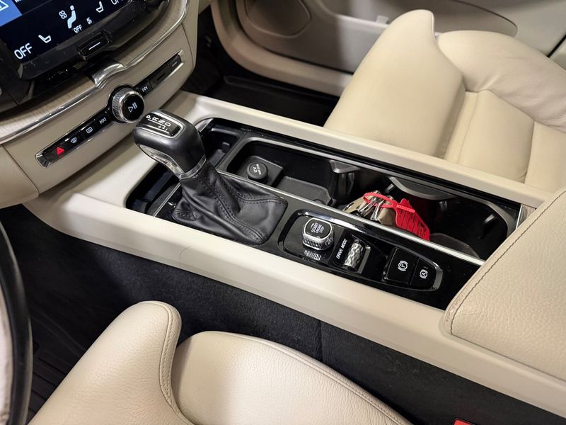Volvo XC60 bild 8