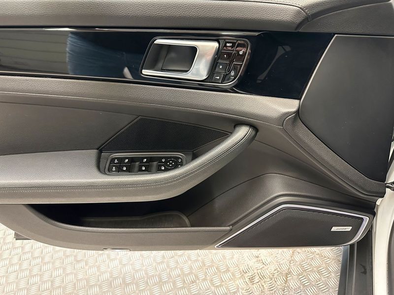 Porsche Panamera bild 6