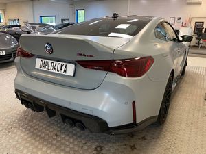 BMW M4 bild 7