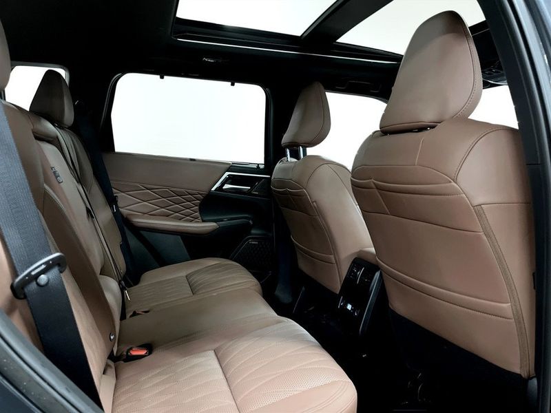 Mitsubishi Outlander bild 24