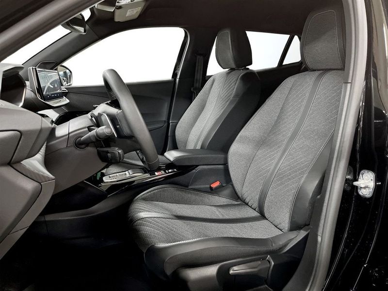 Peugeot 2008 bild 7