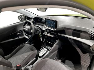 Peugeot 208 bild 12