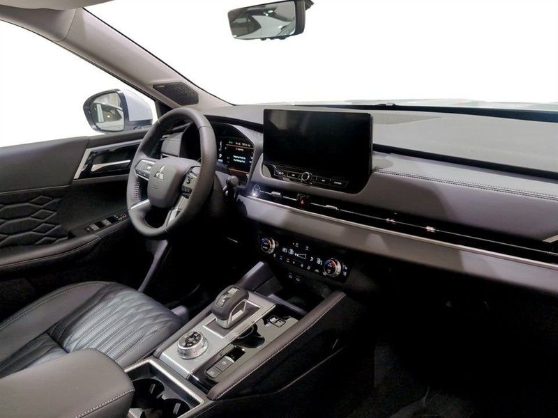 Mitsubishi Outlander bild 7
