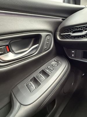 Honda ZR-V bild 11