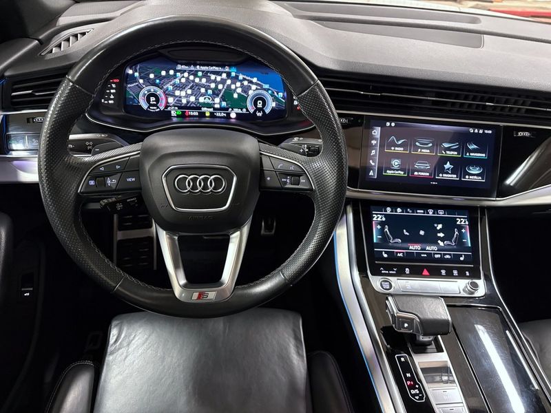 Audi SQ8 bild 11