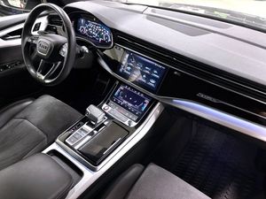 Audi SQ8 bild 28