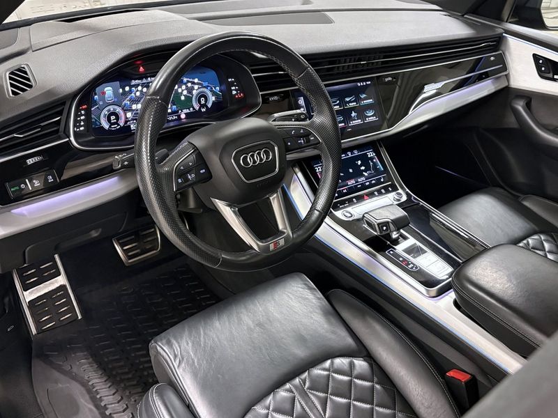 Audi SQ8 bild 9