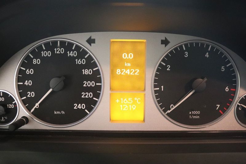 Mercedes B200 bild 10