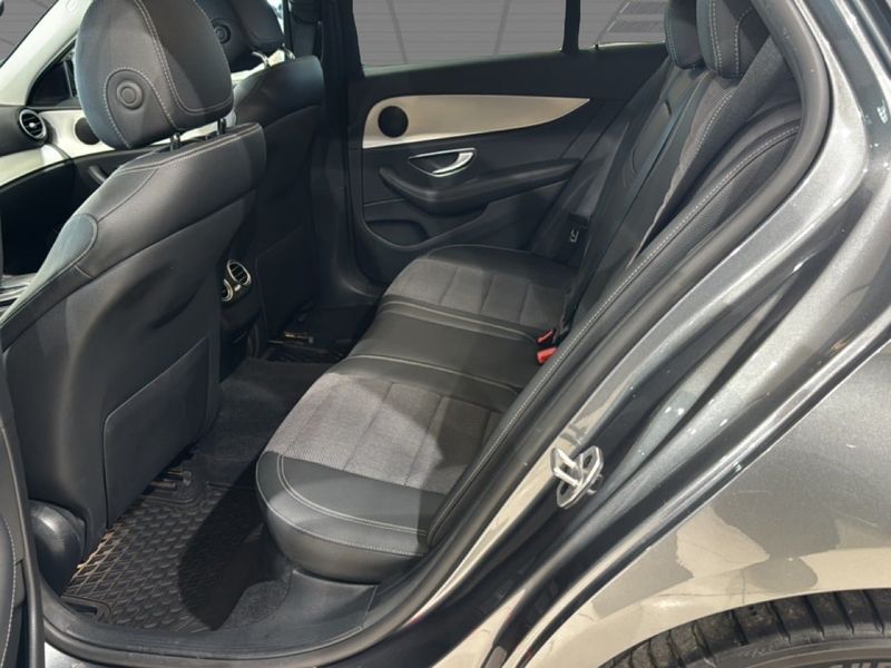 Mercedes E300 bild 9
