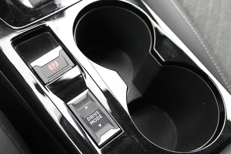 Peugeot 208 bild 17