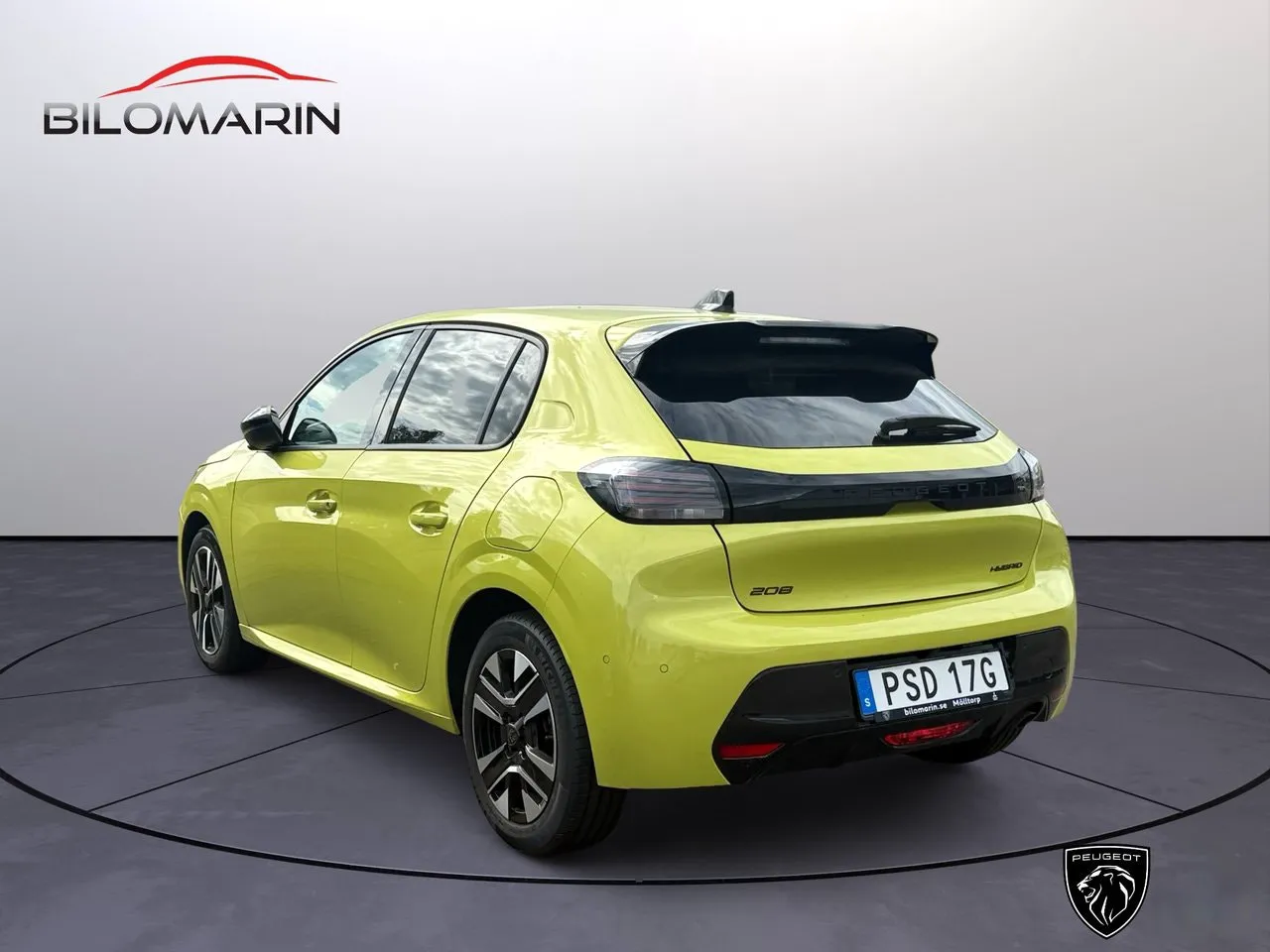 Vehicle image 1