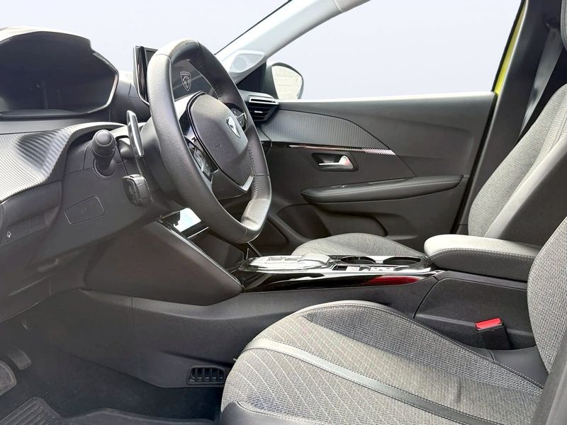 Peugeot 208 bild 9