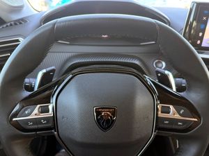Peugeot 208 bild 12