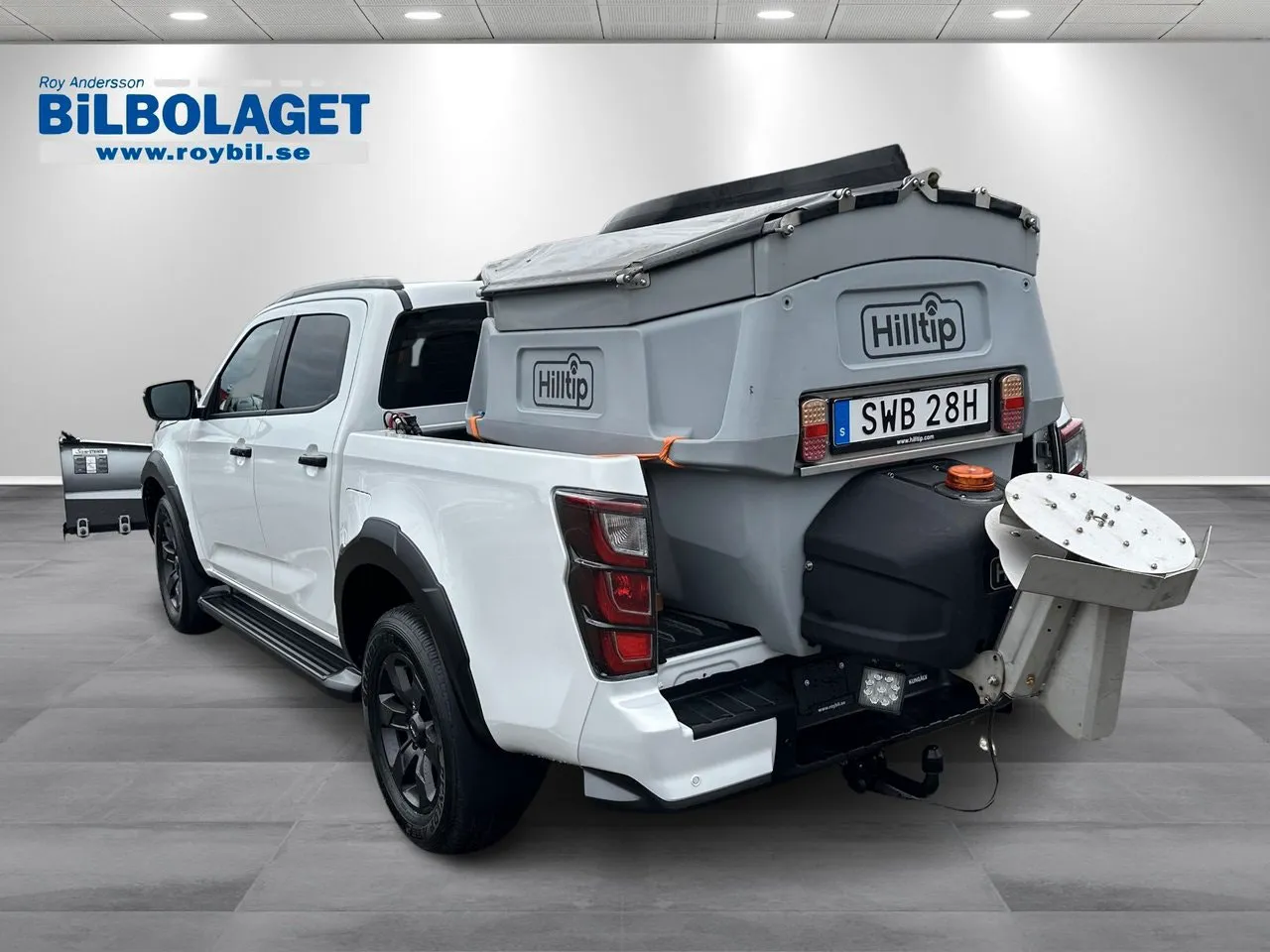 Vehicle image 6