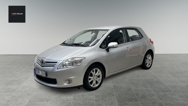 Toyota Auris 5-dörrar 1.6 Valvematic Plus AUX Nyservad Nybesikt - 2012