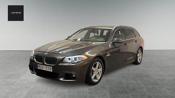 BMW 525 d xDrive Touring Steptronic M Front Euro5 BT M-Värme - 2012