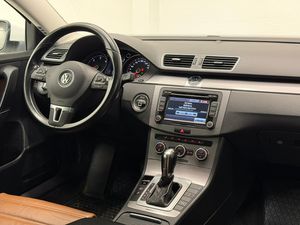 Volkswagen Passat bild 15