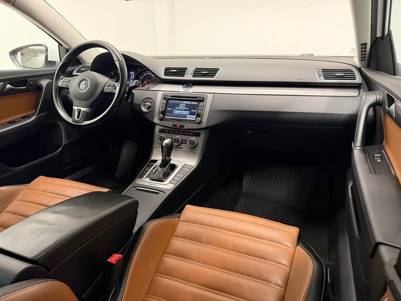 Volkswagen Passat bild 13