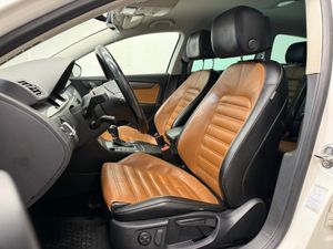 Volkswagen Passat bild 12