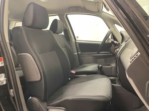 Suzuki SX4 bild 10