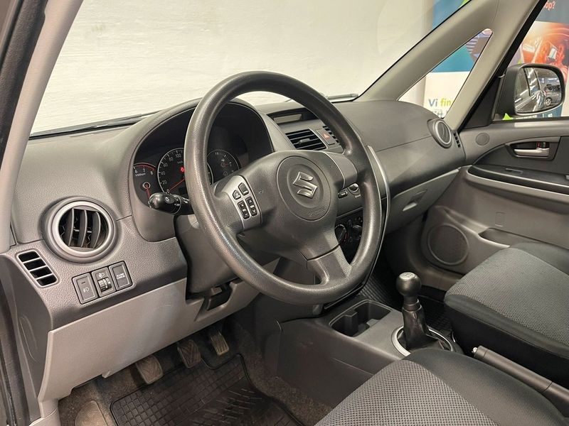 Suzuki SX4 bild 11