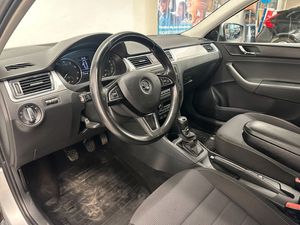 Skoda Rapid bild 10