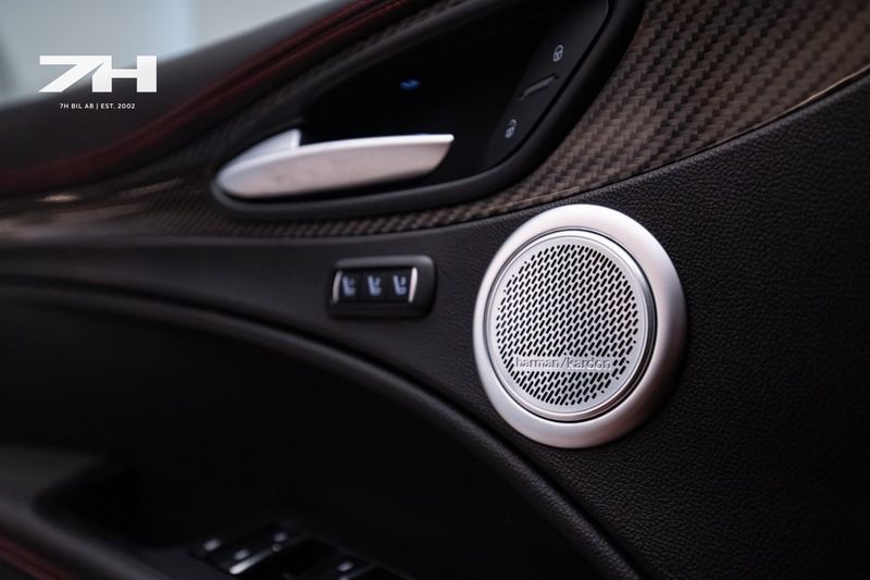 Alfa Romeo Stelvio bild 11