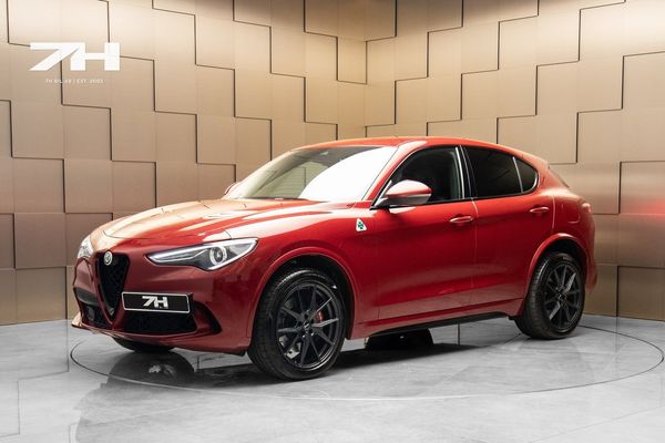 Alfa Romeo Stelvio Quadrifoglio / H/K / Adaptiv Farth. / Kamera - 2020