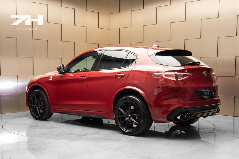 Alfa Romeo Stelvio bild 3
