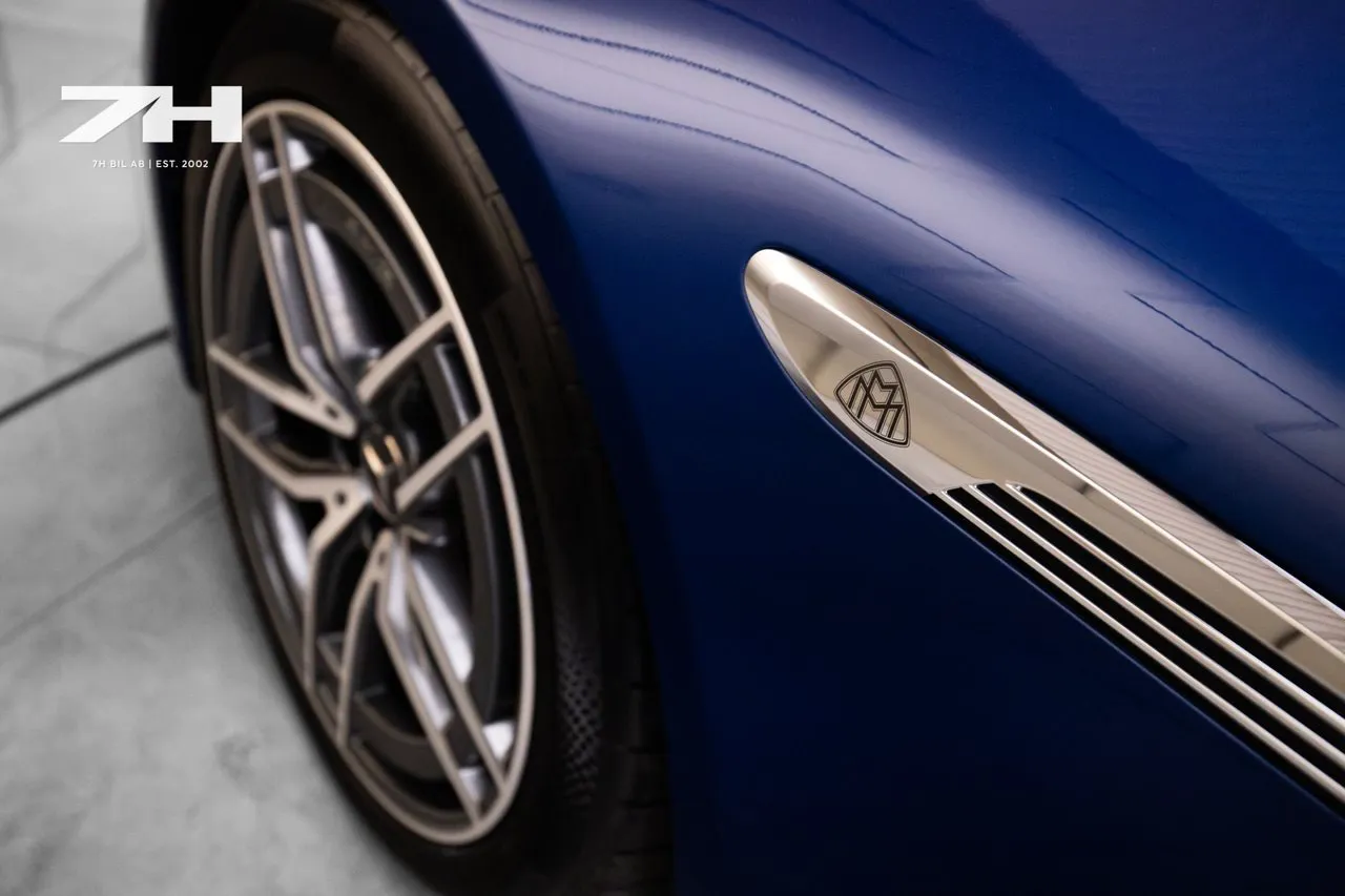 Vehicle image 22