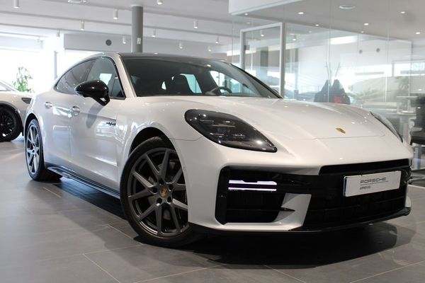 Porsche Panamera 4 E-HYBRID - 2026